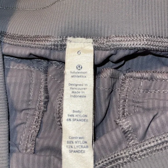 Lululemon Gray Cargo Capri Pants - Picture 9 of 12